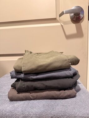 J. Crew Men's Chino Pants in Olive, Blue, Charcoal, Brown 4 Pairs Size W32 L32